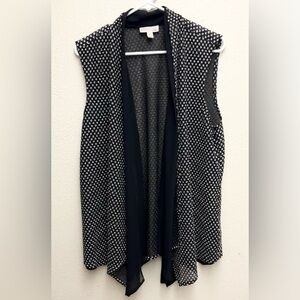 Dana Buchman Vest Women's XL White Black Layered Seersucker Handkerchief Hem EUC